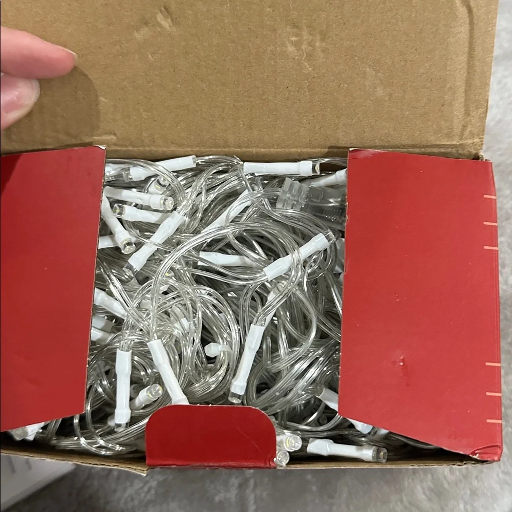 LED Icicle String Lights